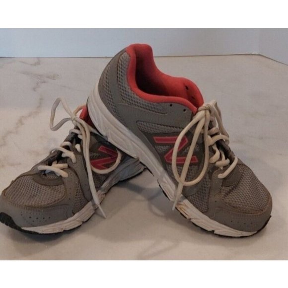 New Balance NB 481 Running Shoes Gray pink Colorway WE481GP1 Women's 6 - Picture 2 of 11